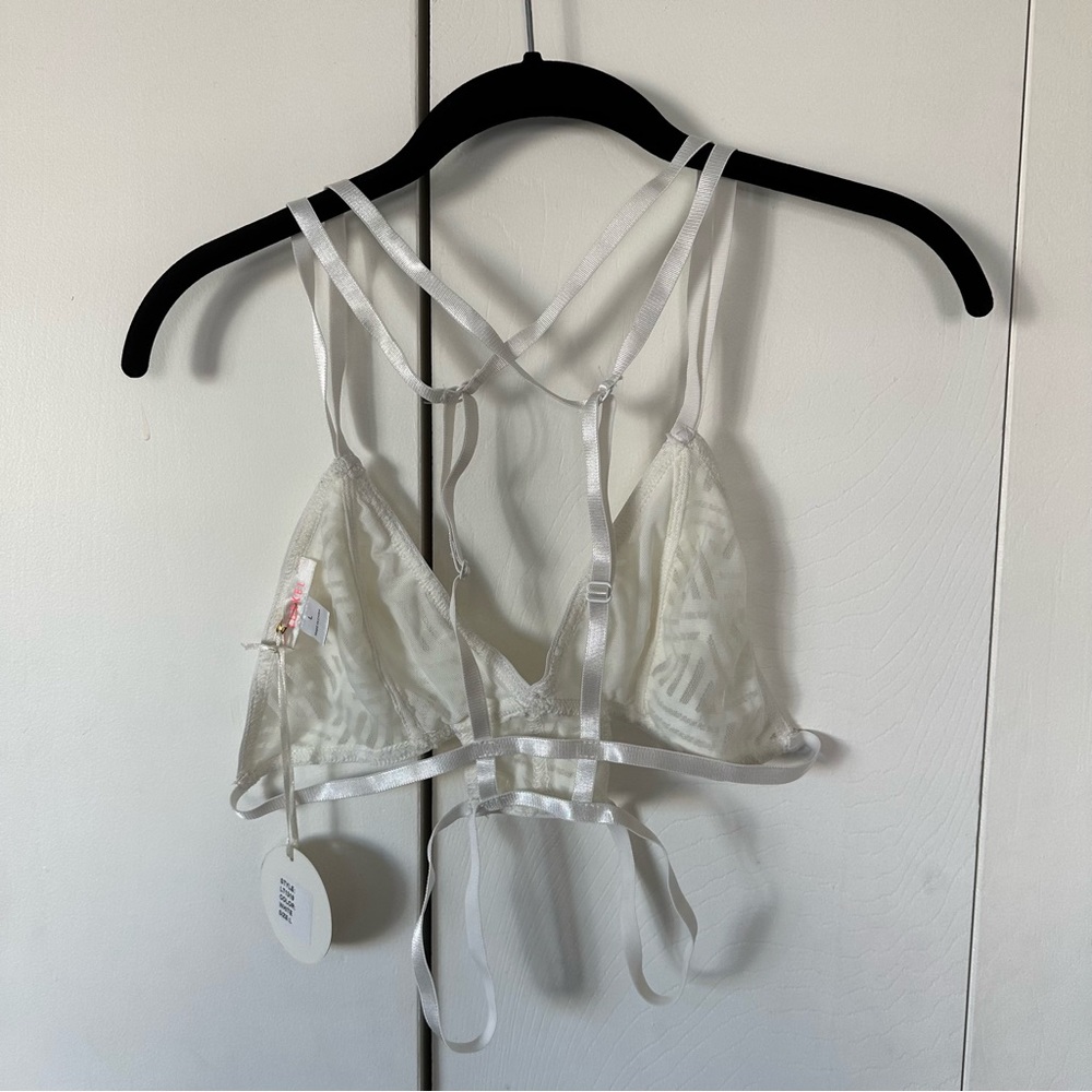 LUXXEL NWT WHITE LACE TWO STRAP BRALETTE - Picture 2 of 5